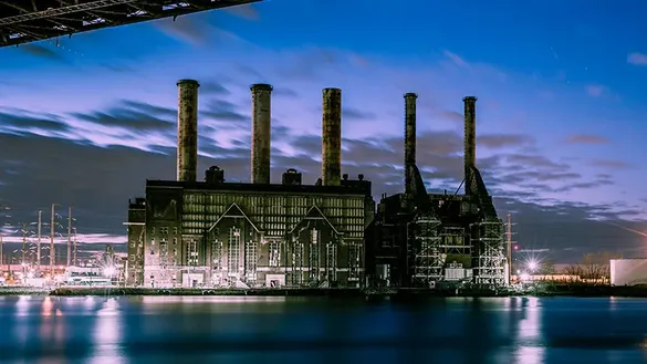 مزود مولدات الكهرباء الديزل