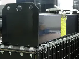 فتحة تعبئة الرادياتير (تعبئة المبرد)