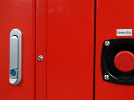 زر التوقف للطوارئ