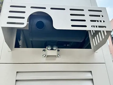 مولدات تعمل بالديزل بتيار مستمر (DC)